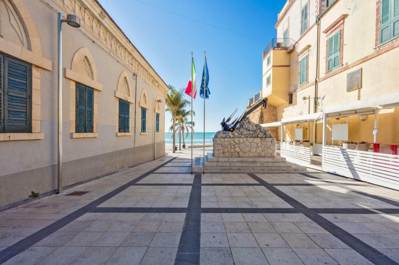 Casa Crono Apartment Marina di Ragusa Luaran gambar